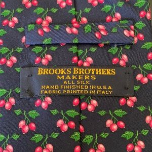 Brooks Brothers Silk Cherry print tie 🍒 👔